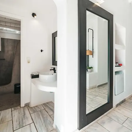 Mr & Mrs White Mykonos 4* Platys Gialos (Mykonos)