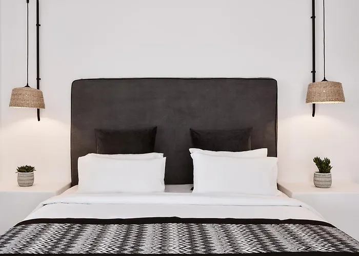 Mr And Mrs White Mykonos