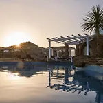 Mr And Mrs White Mykonos Отель 4*