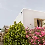 Mr And Mrs White Mykonos Отель 4*