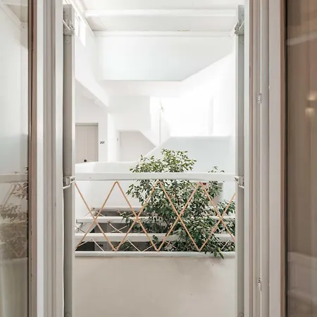 Mr & Mrs White Mykonos Πλατύς Γιαλός