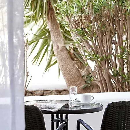Mr And Mrs White Mykonos