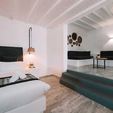 Mr & Mrs White Mykonos 4*
